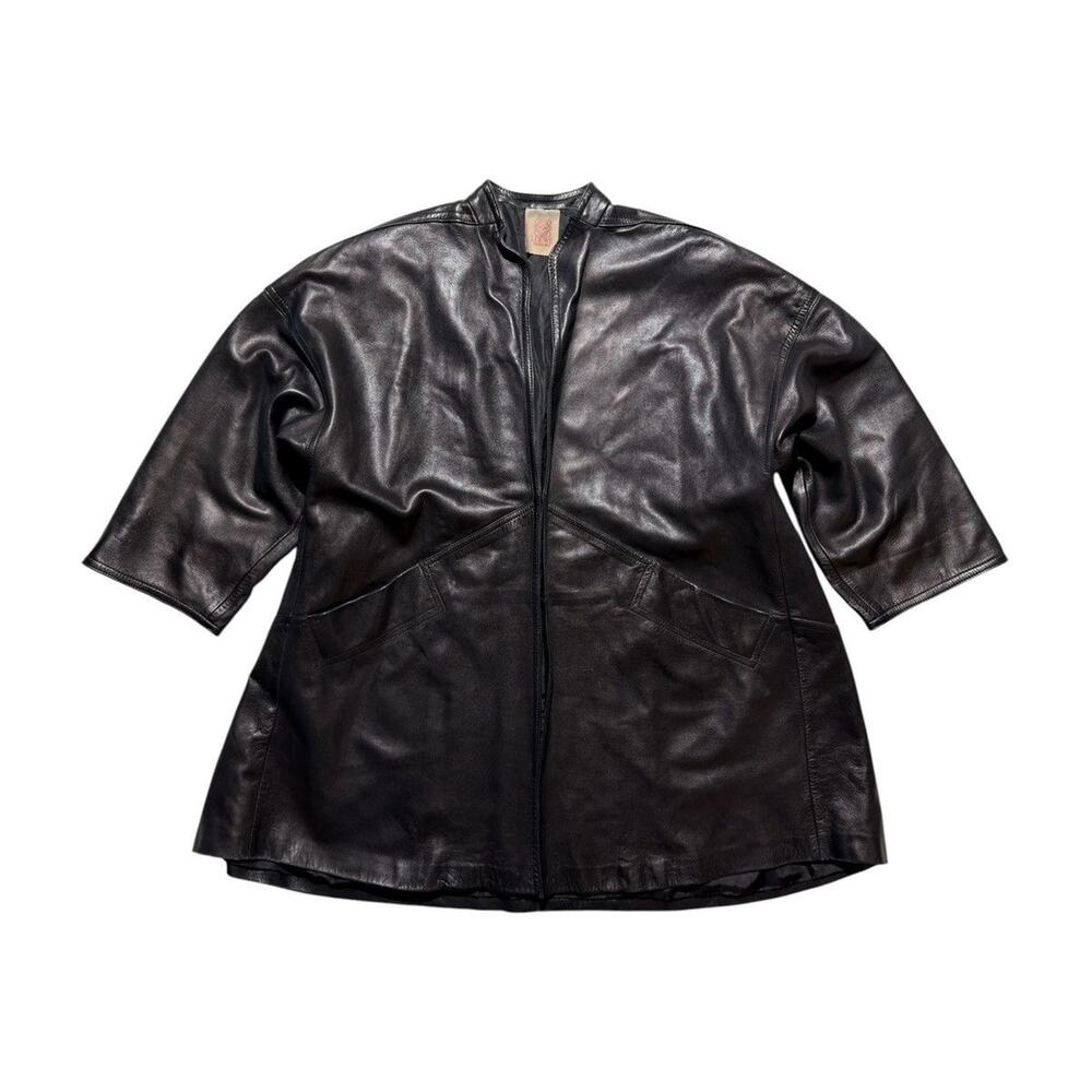 Leather one clasp cape jacket